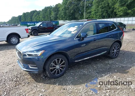 2018 Volvo Xc60 T5 Inscription z USA, uszkodzony, nr VIN YV4102RL3J1023911